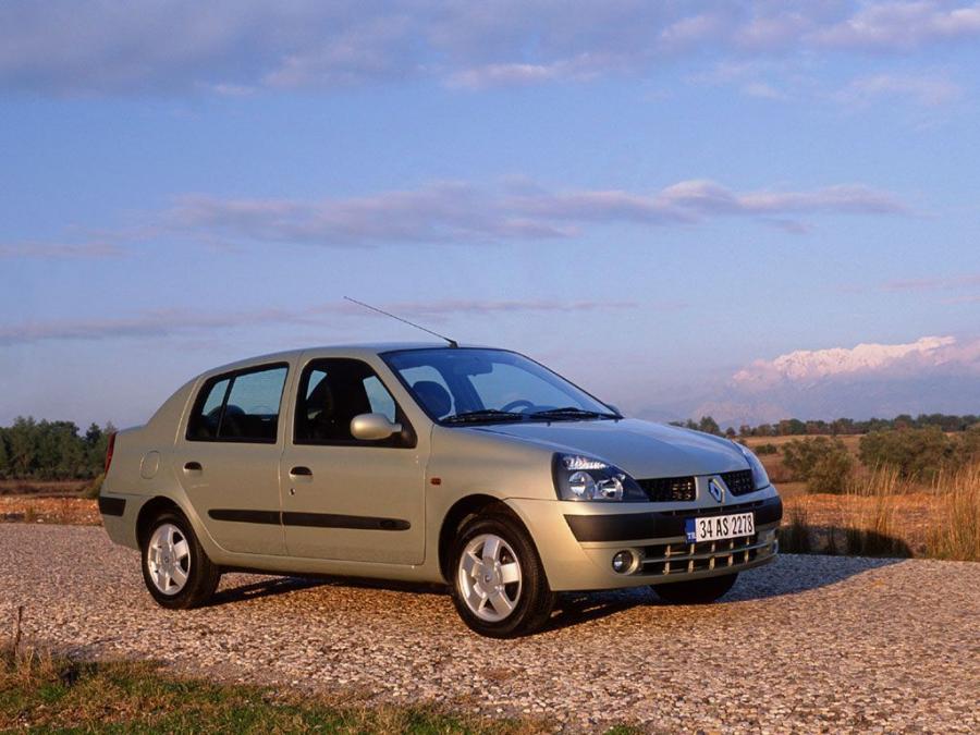  Renault Clio Symbol 2001 года  (фото 6 из 12)